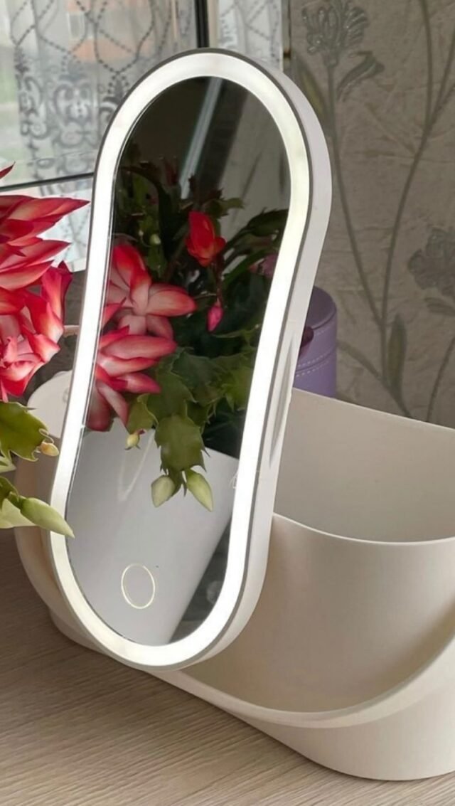 Sag Bye-bye zu schlechtem Licht & Chaos auf deinem Tisch!😎
Unsere Portable Touch LED Makeup Box vereint Eleganz, Ordnung und perfektes Licht – ideal für dein Make-up zu Hause oder unterwegs.💗
Jetzt sichern!
#TikTokMadeMeBuyIt #BeautyHacks #MakeupOrganization #LEDMirror